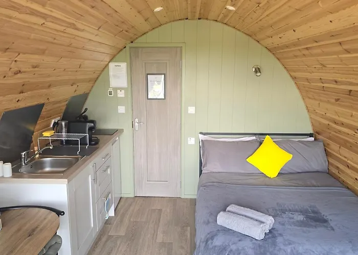 The Pod Lodge *