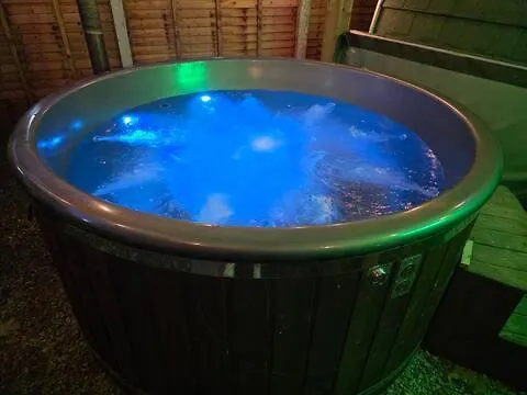 The Pod Lodge Tullaghan